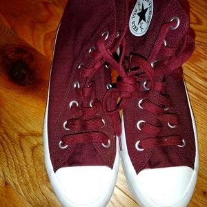 Woman's Converst Sneakers